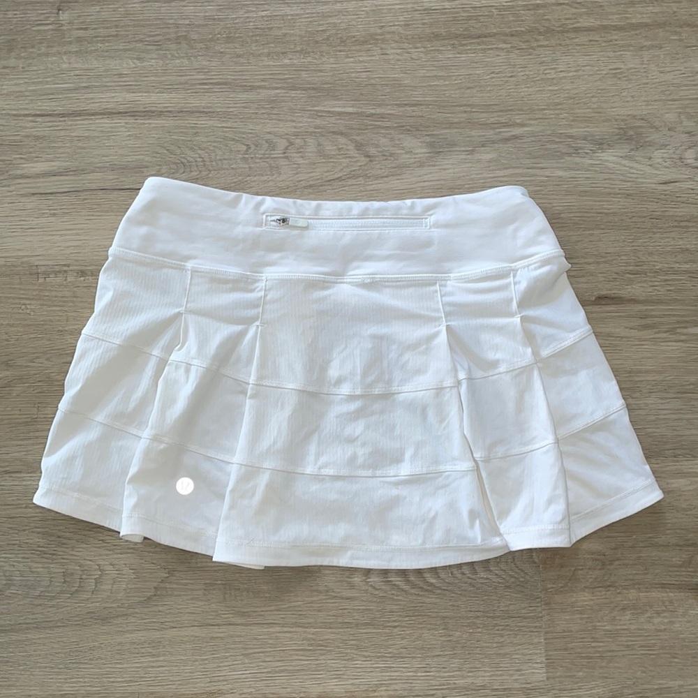 Lululemon White Skirt- Size 4